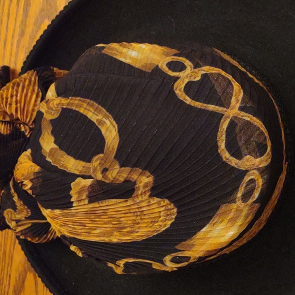 Ladies Black Spanish Fancy Hat - Picture 8 of 8